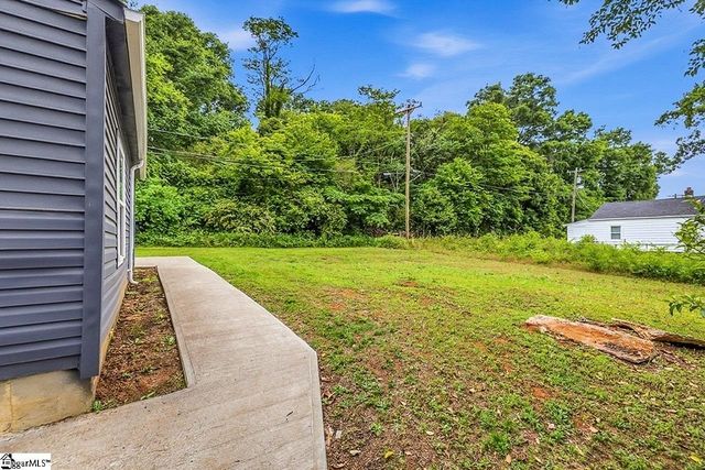 8 Booker Street, Anderson, SC 29624