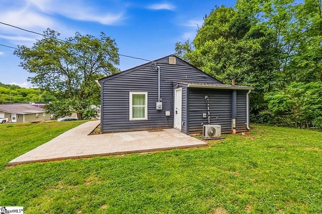 8 Booker Street, Anderson, SC 29624