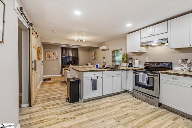 8 Booker Street, Anderson, SC 29624