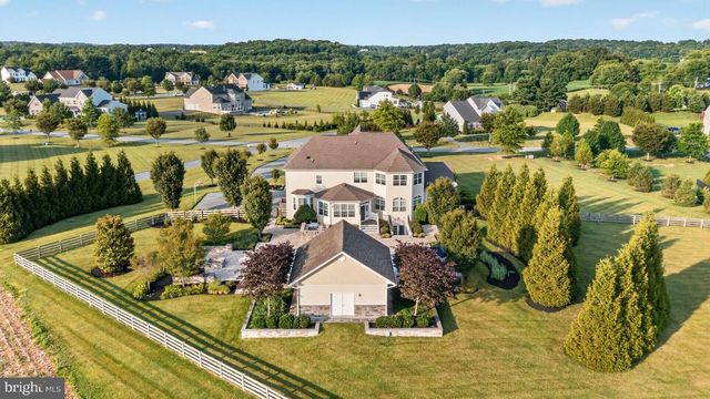 6704 SENECCA LN, Sykesville, MD 21784