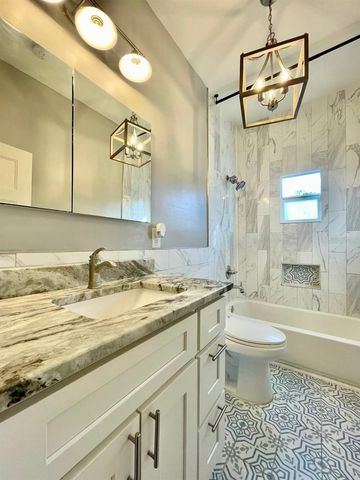 3301 E 25TH AVENUE, Tampa, FL 33605