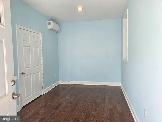 424 FANSHAWE ST, Philadelphia, PA 19111