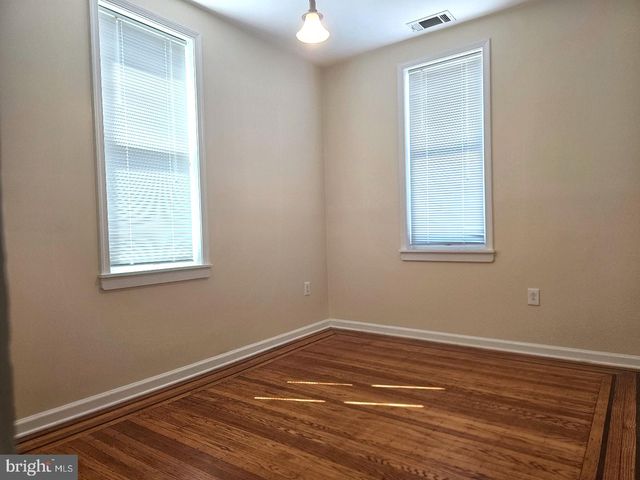 424 FANSHAWE ST, Philadelphia, PA 19111