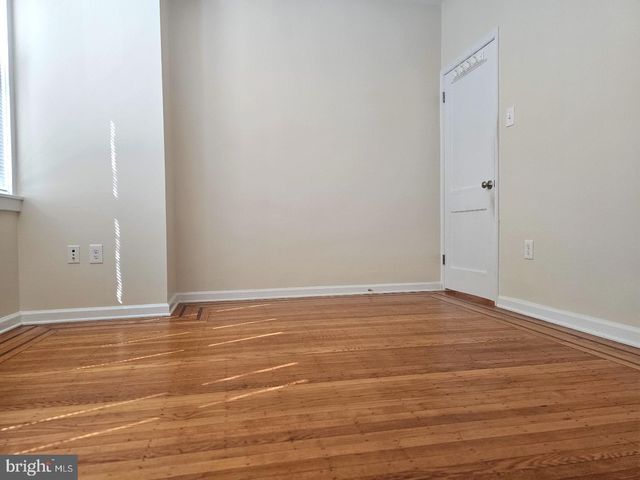 424 FANSHAWE ST, Philadelphia, PA 19111