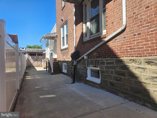 424 FANSHAWE ST, Philadelphia, PA 19111