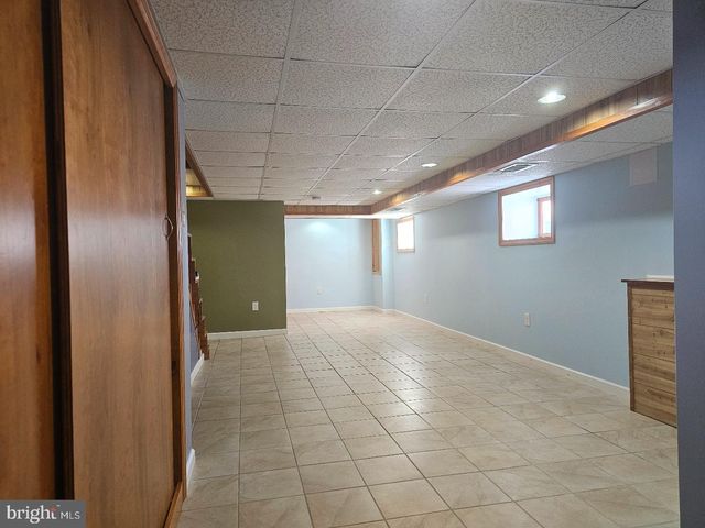 424 FANSHAWE ST, Philadelphia, PA 19111