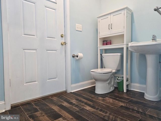 424 FANSHAWE ST, Philadelphia, PA 19111