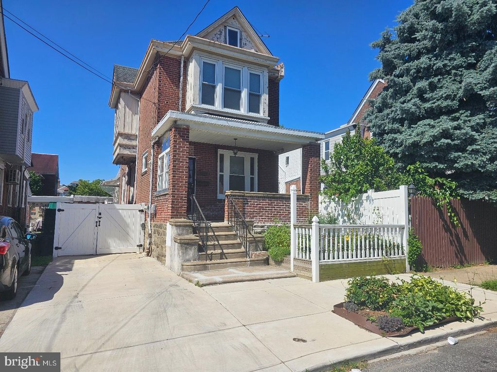 424 FANSHAWE ST, Philadelphia, PA 19111