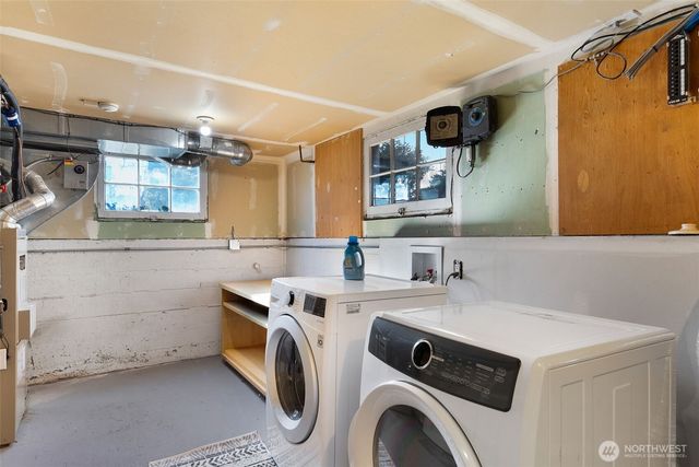 710 10 Avenue E, Seattle, WA 98102