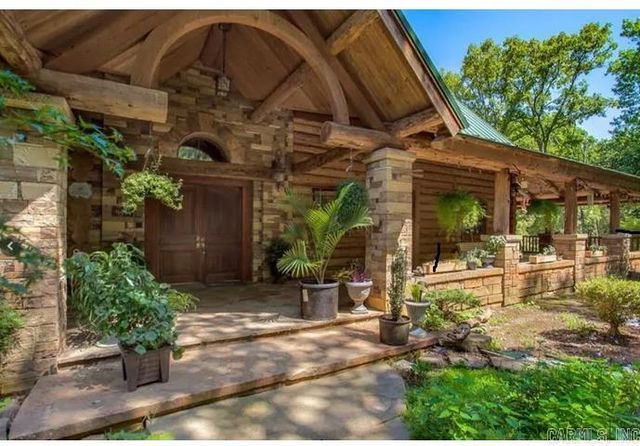 10836 Bray Road, Elkins, AR 72727
