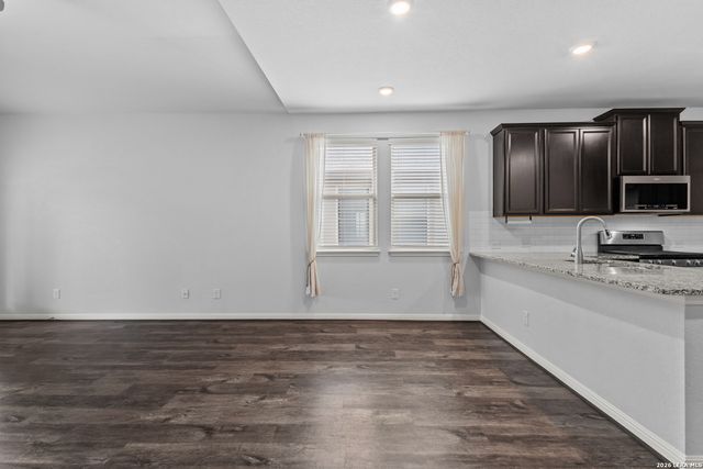 9534 Novacek, San Antonio, TX 78254