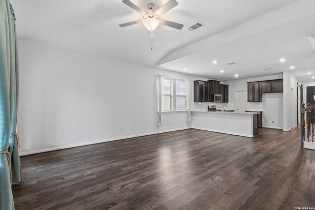9534 Novacek, San Antonio, TX 78254