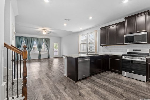 9534 Novacek, San Antonio, TX 78254