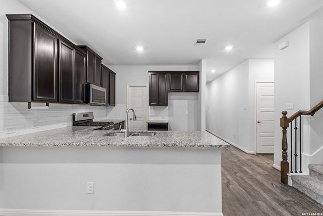 9534 Novacek, San Antonio, TX 78254
