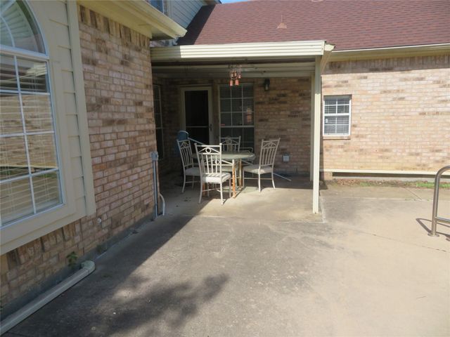 1501 Mountain Laurel Lane, Desoto, TX 75115