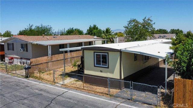 5711 Columbia Way 96, Quartz Hill, CA 93536