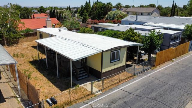 5711 Columbia Way 96, Quartz Hill, CA 93536