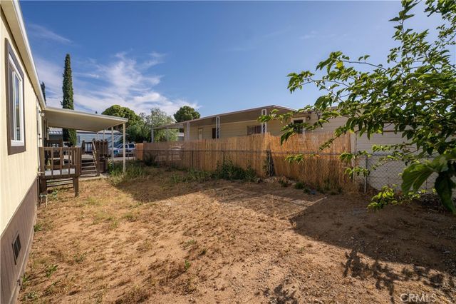 5711 Columbia Way 96, Quartz Hill, CA 93536