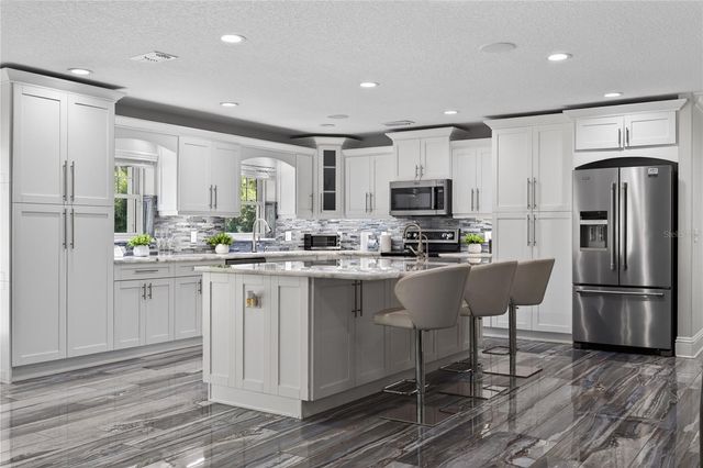 3663 BERGER ROAD, Lutz, FL 33548