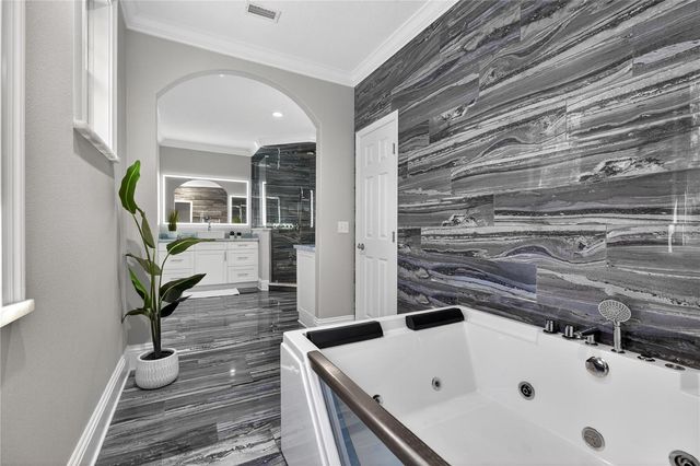 3663 BERGER ROAD, Lutz, FL 33548