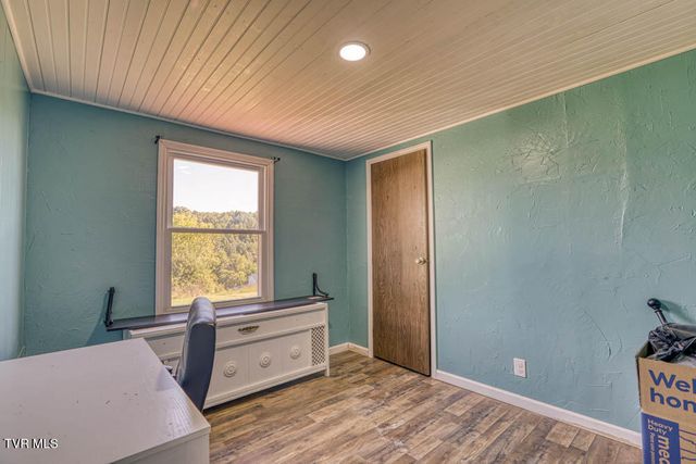 211 Country Lane, Church Hill, TN 37642