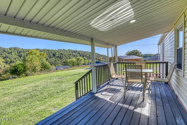 211 Country Lane, Church Hill, TN 37642