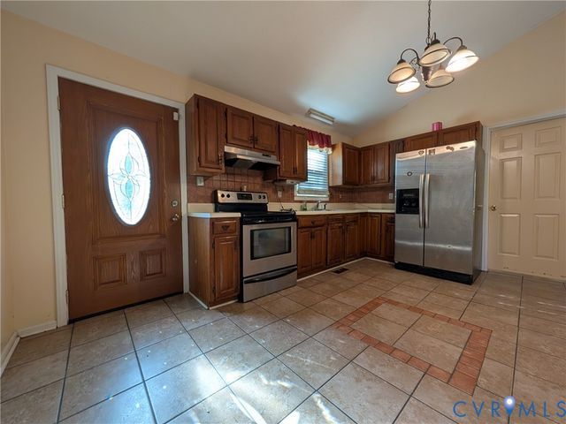 308 Hicksford Ave, Emporia, VA 23847