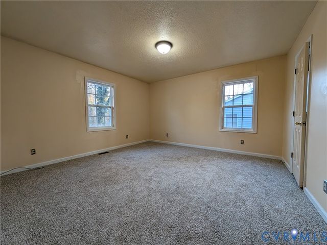 308 Hicksford Ave, Emporia, VA 23847