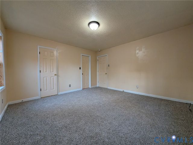 308 Hicksford Ave, Emporia, VA 23847