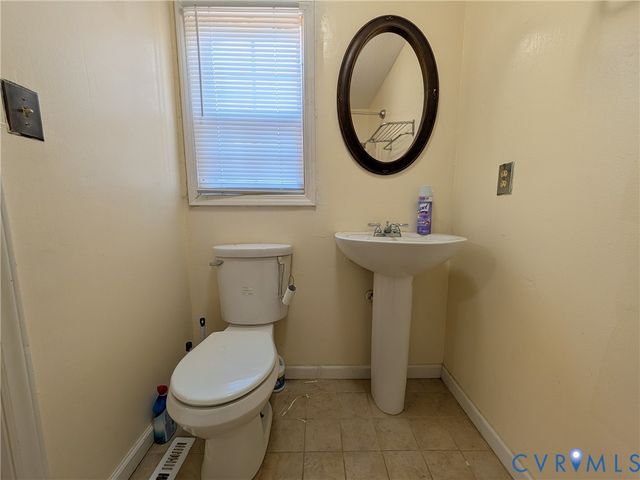 308 Hicksford Ave, Emporia, VA 23847