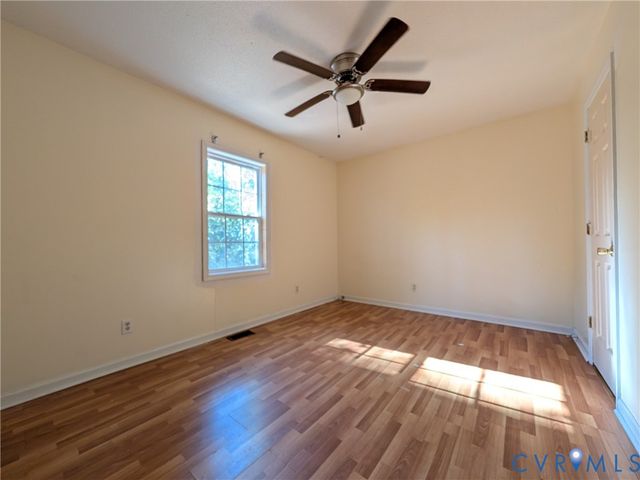 308 Hicksford Ave, Emporia, VA 23847