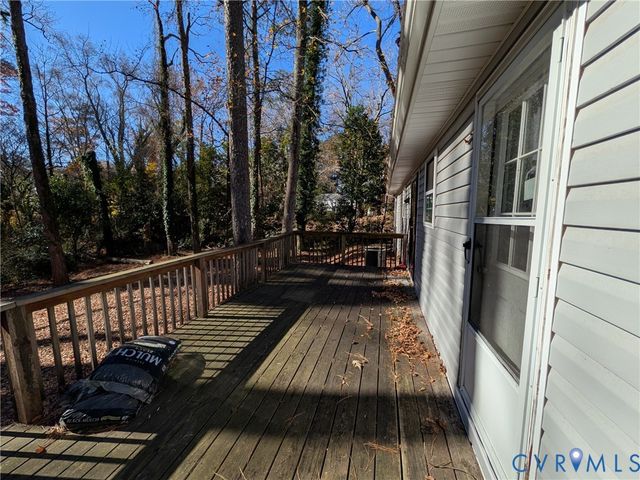 308 Hicksford Ave, Emporia, VA 23847