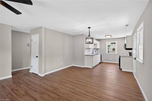 1285 Meadowbrook Drive, King, NC 27021