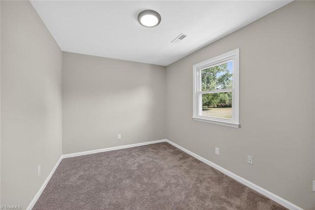 1285 Meadowbrook Drive, King, NC 27021