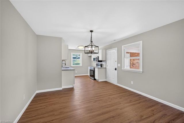 1285 Meadowbrook Drive, King, NC 27021