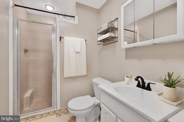 13026 SHAMROCK GLEN DR, Germantown, MD 20878