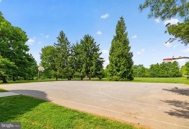 13026 SHAMROCK GLEN DR, Germantown, MD 20878