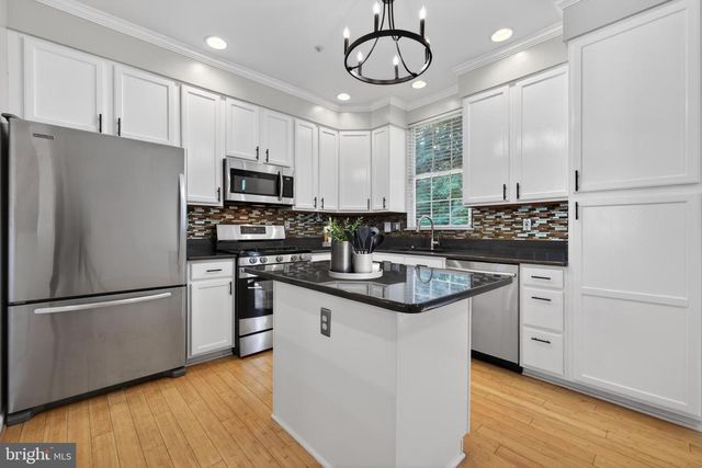 13026 SHAMROCK GLEN DR, Germantown, MD 20878