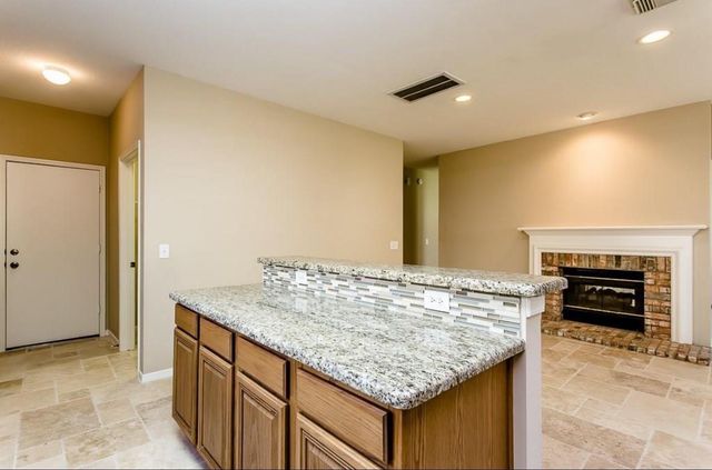 3 Sweet Birch Place, The Woodlands, TX 77382