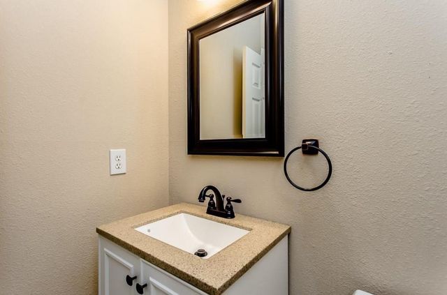 3 Sweet Birch Place, The Woodlands, TX 77382