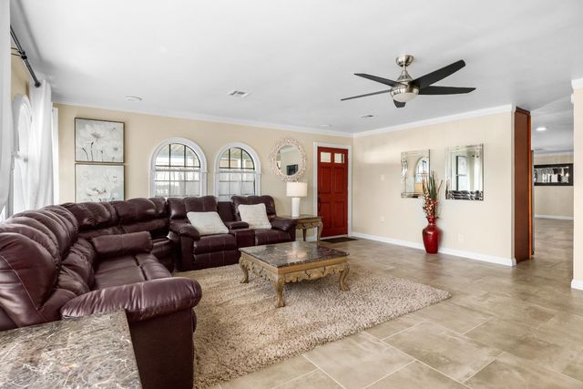 789 Green Valley Road 11, Watsonville, CA 95076