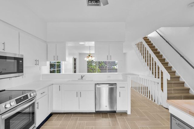 117 Coco Plum Drive D1, Marathon, FL 33050