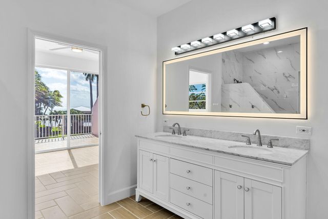 117 Coco Plum Drive D1, Marathon, FL 33050