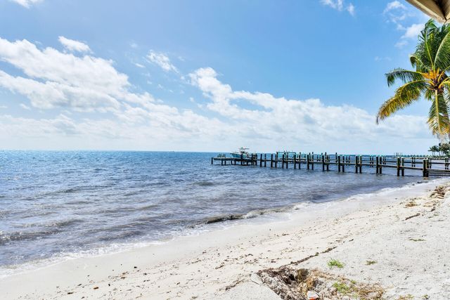 117 Coco Plum Drive D1, Marathon, FL 33050