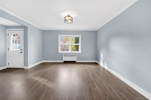 28 Crestmont Avenue, Yonkers, NY 10704