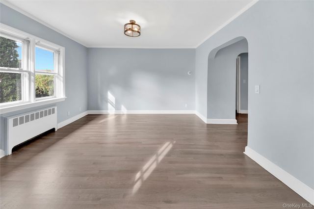 28 Crestmont Avenue, Yonkers, NY 10704