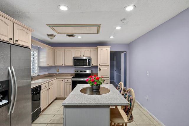 1926 Surfside Terrace, Vero Beach, FL 32963