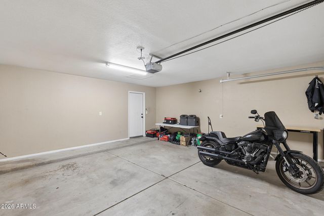 1192 E ERIE Street, Chandler, AZ 85225