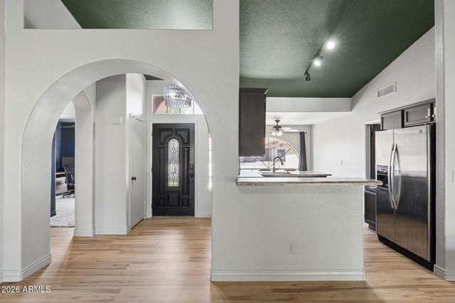 1192 E ERIE Street, Chandler, AZ 85225