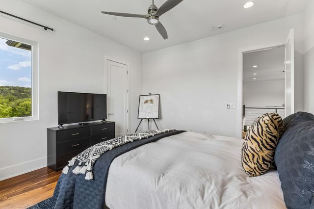 908 Cypress Grove DR, Austin, TX 78732